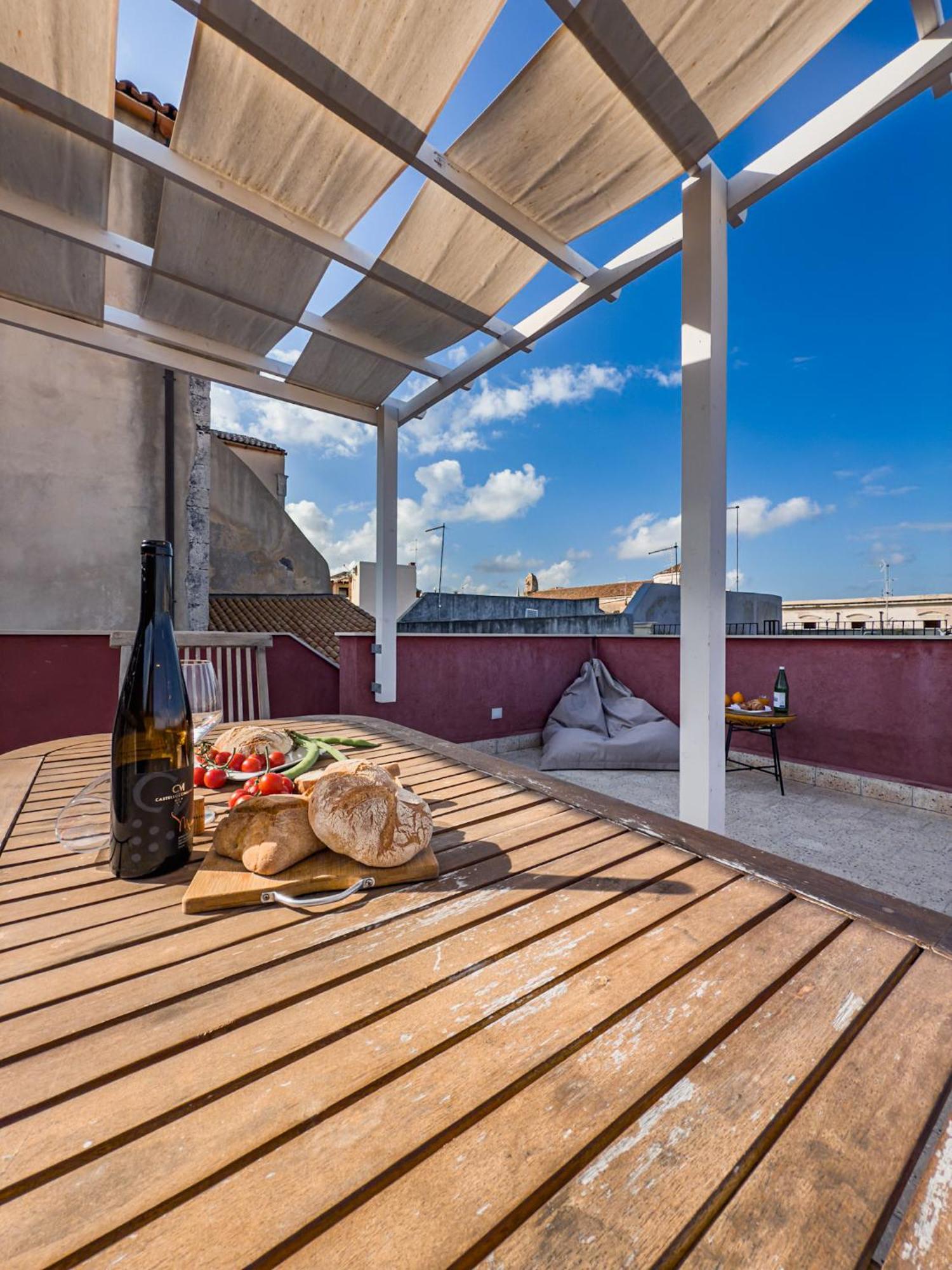 Maison Rouge Ortigia Syracuse Exterior photo